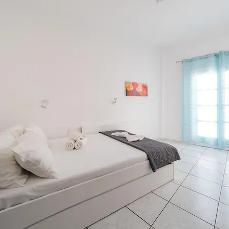 Alma Thera Boutique 4* Perissa (Santorini)