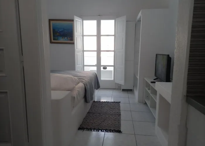 Aparthotel Alma Thera Boutique Perissa (Santorini)