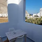 Alma Thera Boutique 4* Perissa (Santorini)