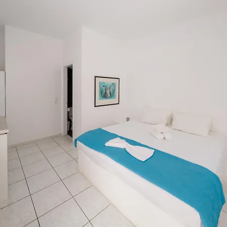 Alma Thera Boutique Hotel apartamentowy Perissa (Santorini)