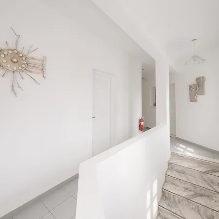 Alma Thera Boutique מלון דירות 4*