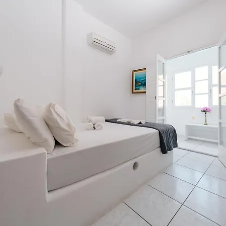 Alma Thera Boutique 4* Perissa (Santorini)