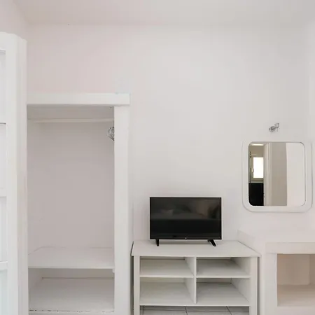 Alma Thera Boutique 4* Perissa (Santorini)