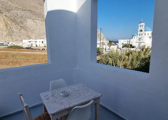 Alma Thera Boutique 4* Perissa (Santorini)