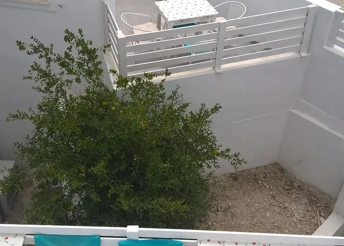 Alma Thera Boutique 4* Perissa (Santorini)