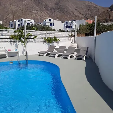 Hotel apartamentowy Three Harites 3*