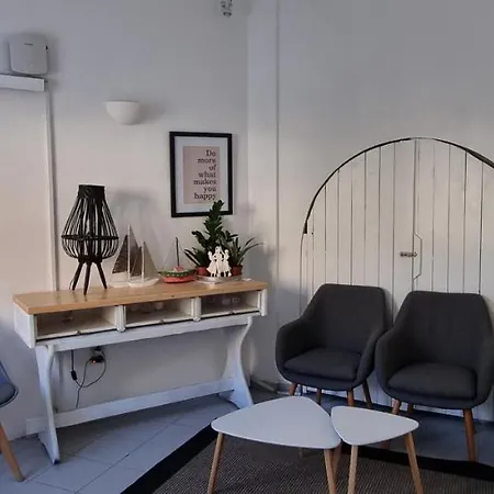 Alma Thera Boutique Rooms - Perissa Santorini 페리사