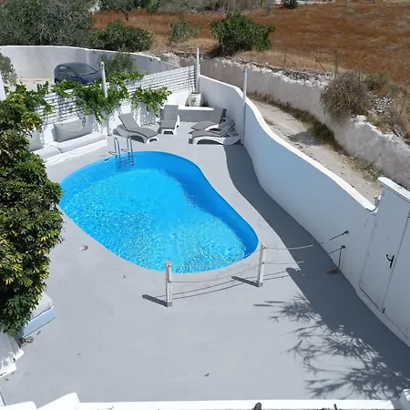 Ξενοδοχείο με διαμερίσματα τρείς χάριτες