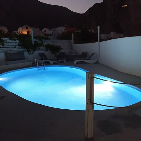 아파트호텔 Alma Thera Boutique Rooms - Perissa Santorini 페리사