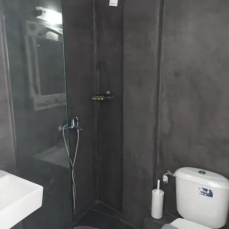 Alma Thera Boutique Rooms - Perissa Santorini 4*