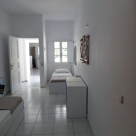 Alma Thera Boutique Rooms - Perissa Santorini 페리사