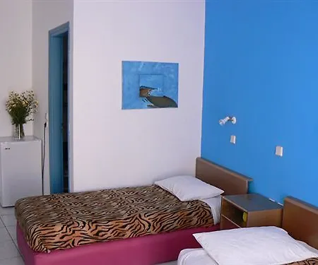 Alma Thera Boutique Rooms - Perissa Santorini 4* 페리사