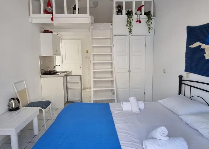 Alma Thera Boutique 4* Perissa (Santorini)